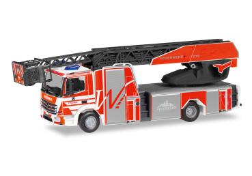 Herpa 099479 - Spur HO Mercedes-Benz Atego '13 DLK Drehleiter "Feuerwehr Wiesbaden"