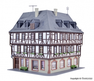 Kibri 38904 - Spur HO Fachwerk-Eckhaus Miltenberg