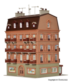 Vollmer 43782 - Spur HO City-Hotel mit LED-Beleuchtung, Funktionsbausatz