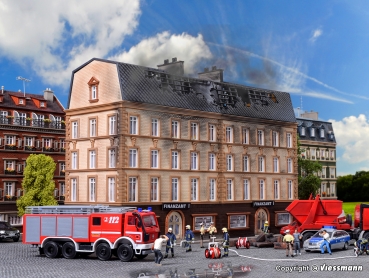 Vollmer 43785 - Spur HO Brennendes Finanzamt