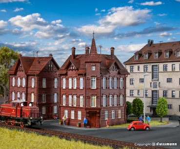 Vollmer 43807 - Spur HO Eisenbahner-Wohnhaus, Eckhaus