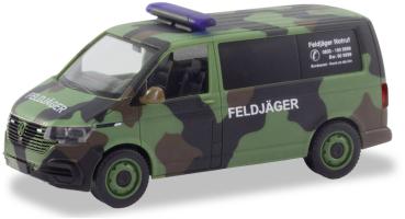 Herpa 700917 - Spur H0  Volkswagen (VW) T 6.1 Bus "Feldjäger", Flecktarn