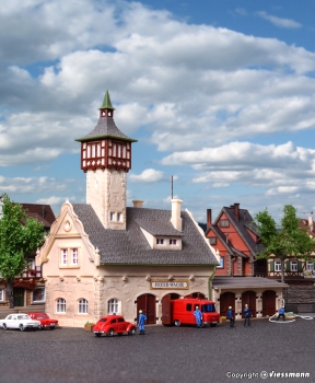 Vollmer 47781 - Spur N Dorffeuerwehr mit Garage, sechsständig