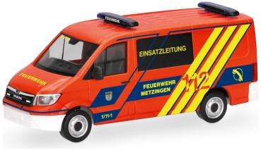 Herpa 099967 - Spur H0 MAN TGE Halbbus Flachdach "Feuerwehr Metzingen/ELW"