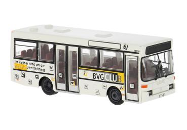 Brekina 52284 - Spur HO Mercedes-Benz O 402 als Clubbus der BVG