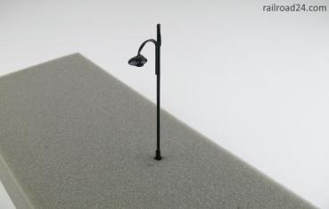 Railroad24 6799 - Spur HO 3x Bogenlampe 75 mm Industriedesign