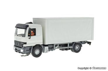 Viessmann 8115 Spur HO MB ACTROS 2-achs Kofferaufbau, Funktionsmodell