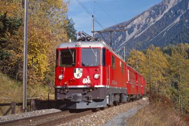 Bemo 9358126 - Spur Om RhB Ge 4/4 II 616 Universallok "Filisur"