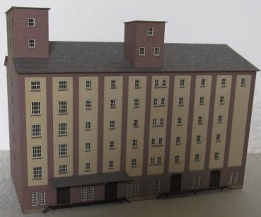 Laffont H1821 - Spur HO  Großes Hafenspeicher-Gebäude mit Ziegelfassade dunkelviolett