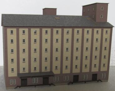 Laffont N1821 - Spur N  Großes Hafenspeicher-Gebäude mit Ziegelfassade dunkelviolett