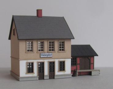 Laffont Z1301 - Spur Z  Bahnhof Waldangelloch / Rauenberg mit angebautem Güterschuppen