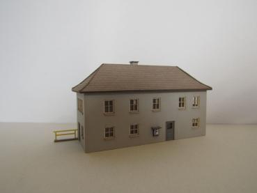 Laffont Z2301 - Spur Z  Lokleitungsgebäude