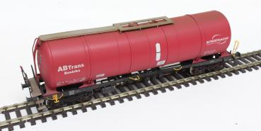 Igra Modelll 96110063w  - Spur HO Kesselwagen  Zacns 88 Interfracht / AB Trans Rozárka gealtert., Ep.VI