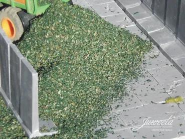 Juweela 23480 - Spur 1:32  Betonstützen L+T Winkel Sockel, 5+5 Stück