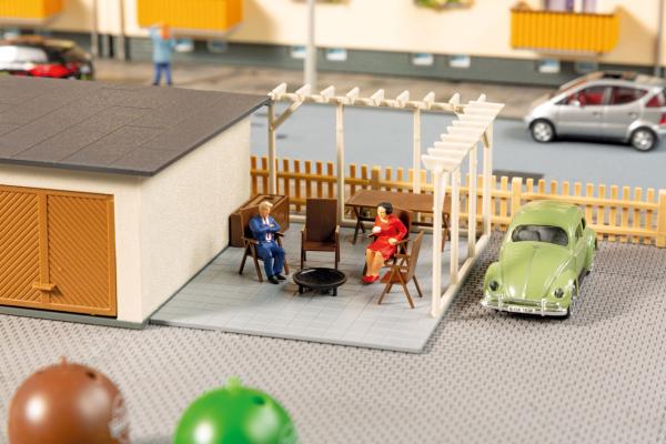 Auhagen 11484 - Spur HO Garagen mit Zubehör