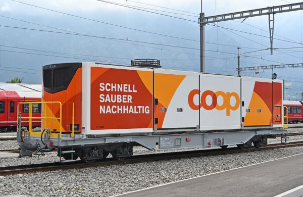 Bemo 2592115 - Spur HOm  RhB Sb 65615 Klimacontainerwagen "Coop"