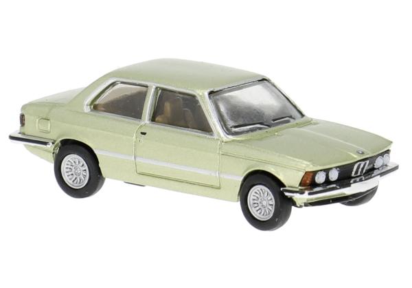 Brekina 24306 Spur HO BMW 325i  hellgrün 1975