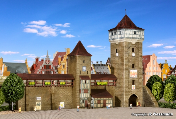 Kibri 37362 - Spur N Stadtmauer mit Fachwerkturm