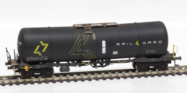 Igra Model 96210049w - Spur H0 Kesselwagen Zacns 88 Wascosa / Rail4ward, Ep.VI, gealtert