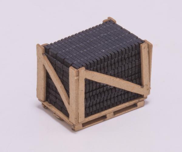 Joswood 40463 - Spur HO Brikettstapel auf Palette, 10 Stk.