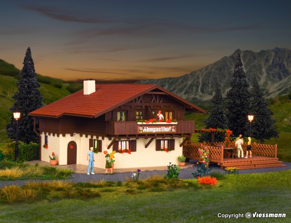 Vollmer 43960 - Spur HO Almgasthof mit Holzterrasse