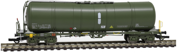 Igra Modell 96210065 - Spur HO 4-achsige Kesselwagen Zacns 88 Militär 1