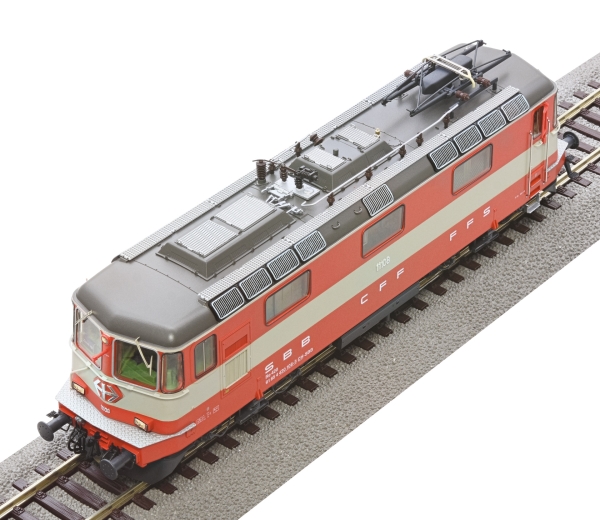 Roco 7520002 - Elektrolokomotive Re 4/4 II 11108 „Swiss Express‟, SBB