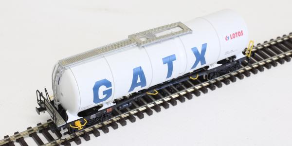 Igra Modell 96200085 - Spur TT Kesselwagen Zacns 88 GATX / Weißer Lotus