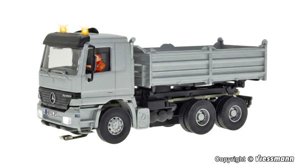 Viessmann 8037 Spur HO MB ACTROS 3-achs Muldenkipper mit Rundumleuchten, silber, Funktionsmodell