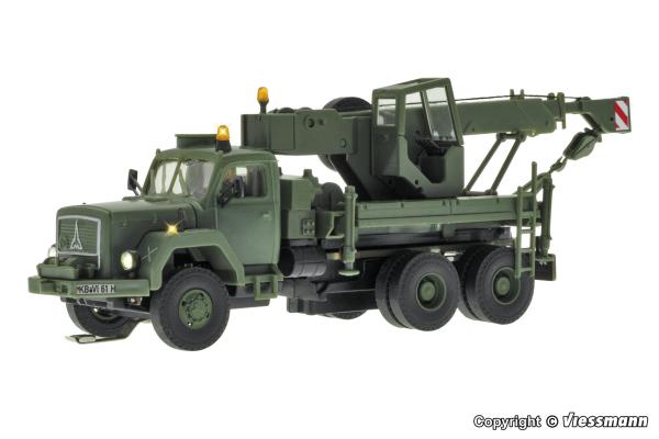 Viessmann 8061 - Spur HO  MAGIRUS DEUTZ 3-achs Bergekran mit Rundumleuchte, Militär, Basis, Funktionsmodell