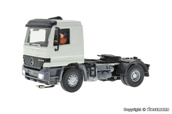 Viessmann 8114 - Spur H0 MB ACTROS 2-achs Sattelschlepper, Basis, Funktionsmodell