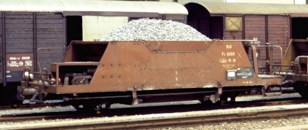 Bemo 9453118 - Spur Om RhB Fd 8658 Schotterwagen