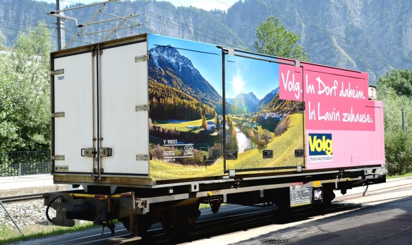 Bemo 9469169 - Spur Om Lb 7859 Tragwagen mit Volg-Container "Lavin"