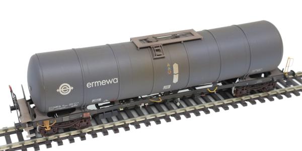 Igra Modell - Spur HO 96110045w - Kesselwagen Zacns 98, Ermewa, Ep.VI, gealtert