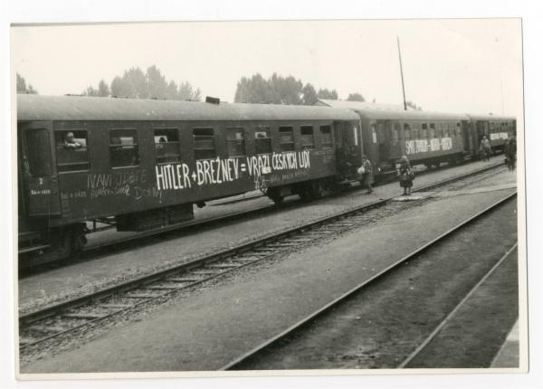 Igra Modell 97000035 - Spur HO Personenwagen Bai 8dv 1968, Ep.III