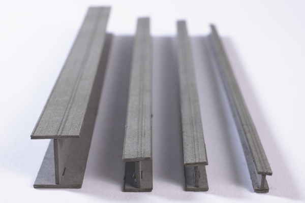 Joswood 40027 - Stahlträger 150 x 3,2 x 3,2mm, 4 Stück