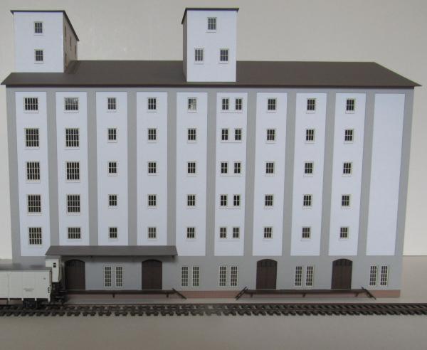 Laffont H1701 -Spur HO  Großes Hafenspeicher-Gebäude verputzt