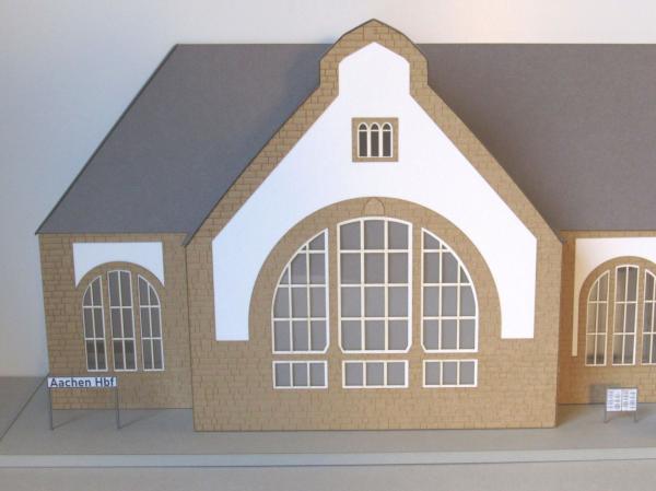 Laffont H8401 - Spur HO  Hauptbahnhof Aachen als Halbrelief
