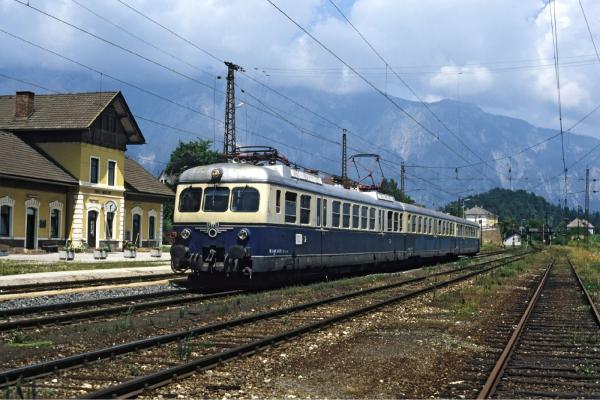 Jägerndorfer 40300 - Spur H0  4-teiliger Elektro-Triebwagen Transalpin 4130.03 High-End-Edition , DC