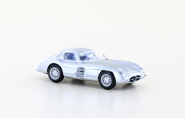 Legrand LE87301 - Spur HO Mercedes-Benz 300 SLR Uhlenhaut Coupe, silber, blau