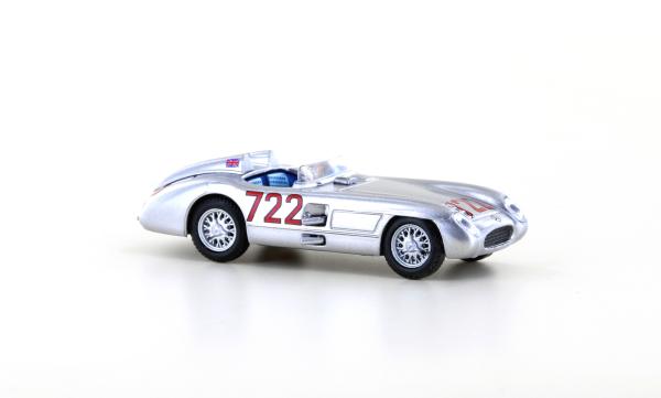 LEGRAND LE87302 - Spur HO Mercedes Benz 300 SLR Roadster, No.722 silber, 2 K-Stützen