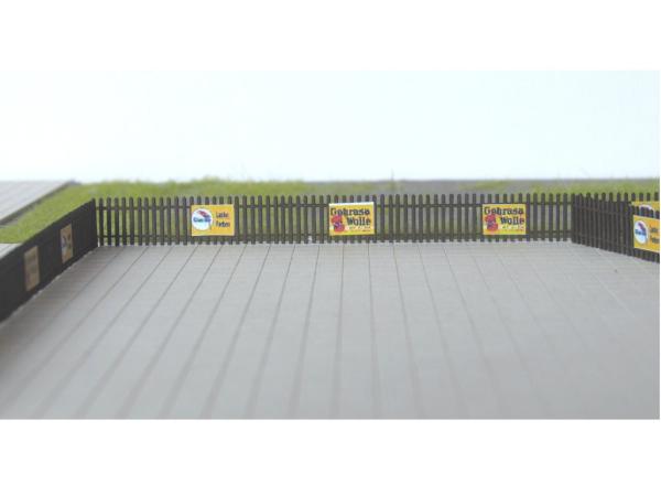Laffont T10901 - Spur TT Holzzaun mit Werbeschildern