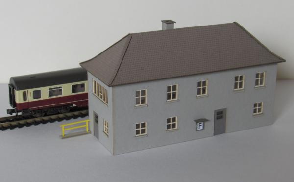 Laffont N2301 - Spur N  Lokleitungsgebäude