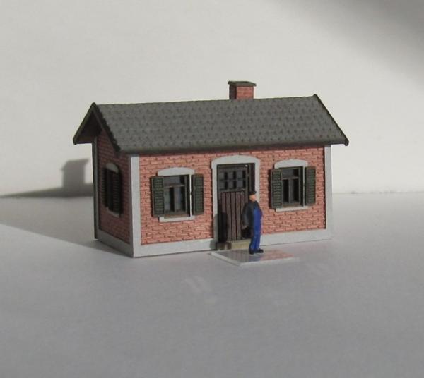 Laffont Z1601 - Spur Z  Nebengebäude mit Ziegelfassade