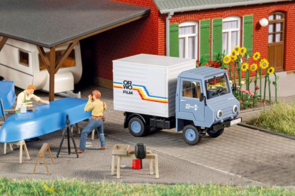 Auhagen 40513 - Spur H0 Multicar M24-0 mit Kofferaufbau „ORWO“