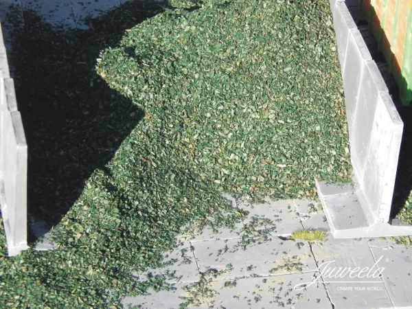 Juweela 23476  - Spur 1:32 Maissilage grün, 400g