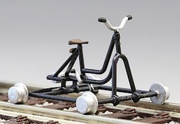 Kres 22200 - Schienenfahrrad, Bausatz für 2 Modelle