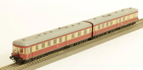 KRES 51016210 - Spur TT Triebzug VT 137 Bauart 'Stettin', DR, gealtert
