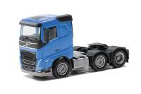Herpa 313735-003 - Spur HO Volvo FH Flachdach Zugmaschine 3achs (6x2), himmelblau