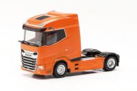 Herpa 315760-002 - DAF XG Zugmaschine, orange